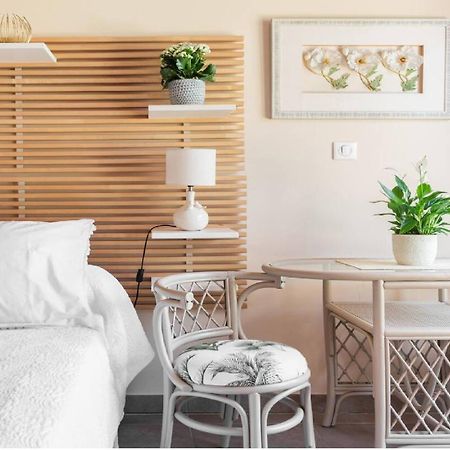 Chambre Et Table D'Hotes Villa Pomponette Nans-les-Pins Ngoại thất bức ảnh