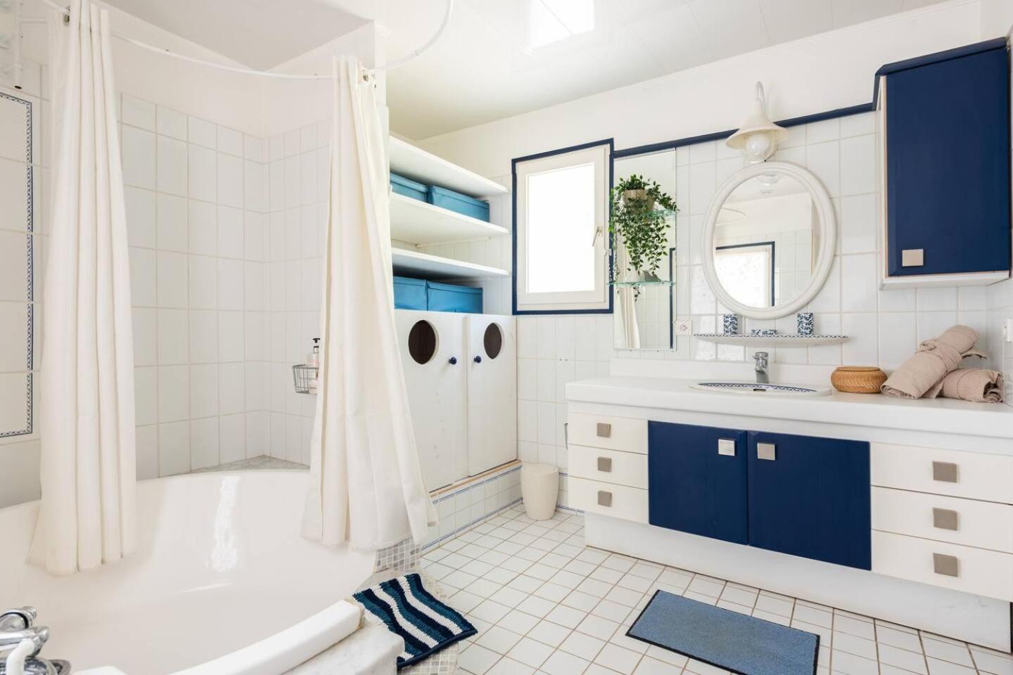 Chambre Et Table D'Hotes Villa Pomponette Nans-les-Pins Ngoại thất bức ảnh