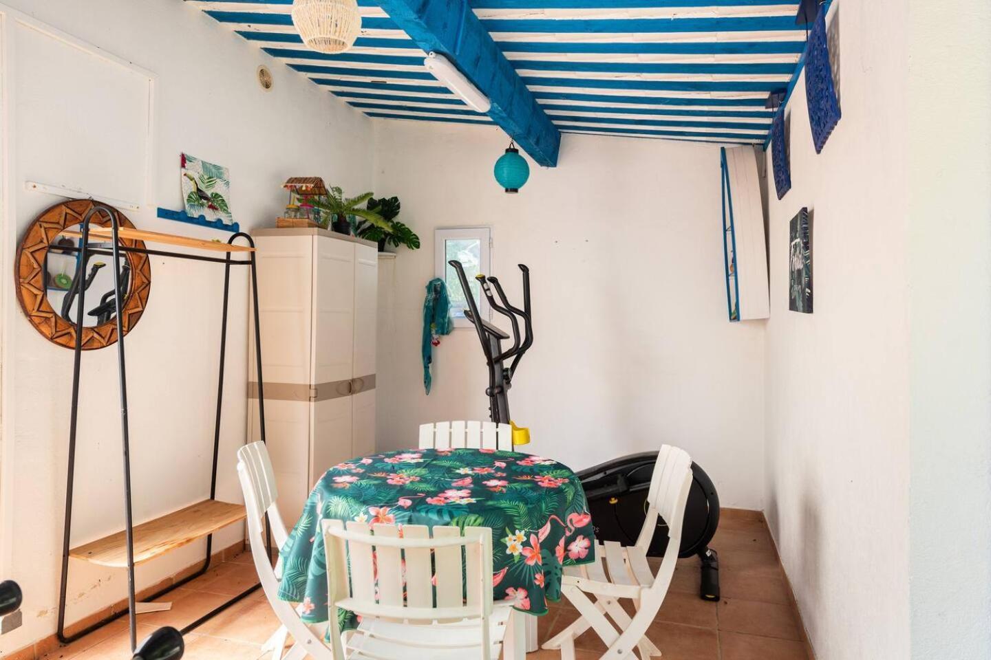 Chambre Et Table D'Hotes Villa Pomponette Nans-les-Pins Ngoại thất bức ảnh